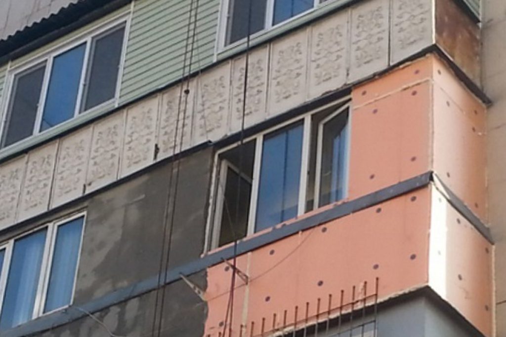 penopleks snaruzhi balkona